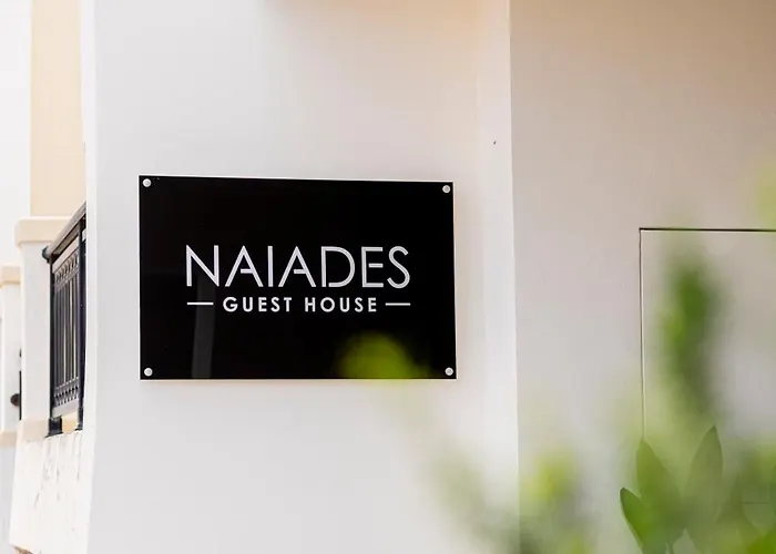 Naiades Nocleg ze śniadaniem 3*