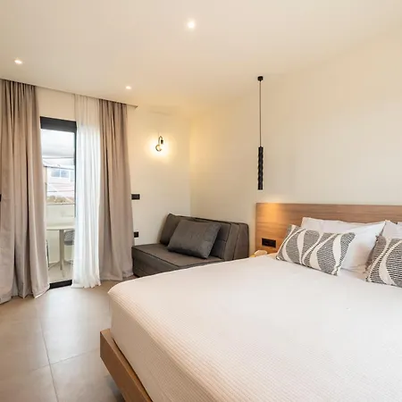 Naiades Bed & Breakfast